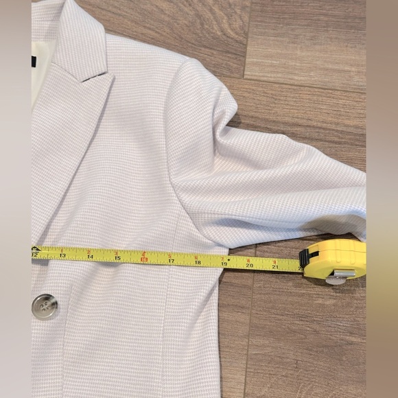 Ann Taylor Classic Lilac Houndstooth Double Breasted Blazer Size 6 - Picture 7 of 8